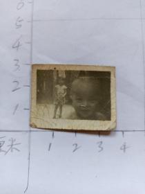 中国人民解放军 家庭相册保存军人照片 50年代老照片  小朋友  二次爆光 重影照片
