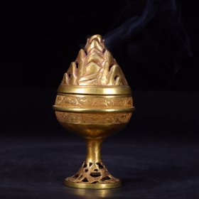 欧洲回流：铜鎏金博山香薰炉。 规格：直径6.5厘米、高12厘米，重195