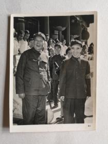毛主席与林彪照片