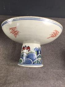 旧藏：青花龙凤高足盘
规格：高13宽21.5cm
简介：纯手工制作，画工精细   线条流畅  包浆自然，器型独特，品相完整，标的是单个价钱