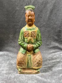 宋代三彩将军俑 尺寸：高24.5厘米，品相完整 标价为实价，喜欢的朋友直接拍下，顺丰包邮