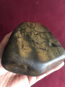天然奇石精品，水冲龟纹原石摆件，重1152克，尺寸品相如图，60包邮。