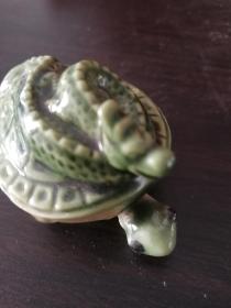 八十年代能动小瓷龟