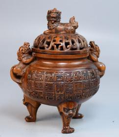 精品黄杨木香炉摆件，尺寸；11*8*7厘米；重；104.1g;