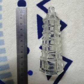 怀旧收藏---料儿（玻璃）宝塔造型老香水瓶 一个，注：【有崩儿】