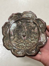 铜镜