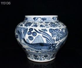 元代青花鱼草纹罐～