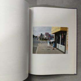 Paul Graham: A Shimmer of Possibility 一丝可能性的光芒