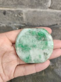 翡翠背运配串的佳品