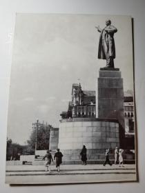 苏联明信片-----《列宁雕像》！（1960年，未使用）