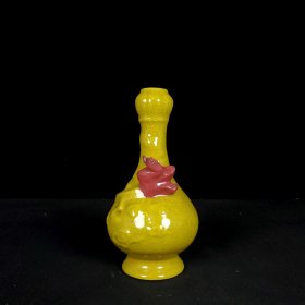 五代后周柴窑“显德元年”制蟠龙瓶 尺寸高17.9CM直径9CM