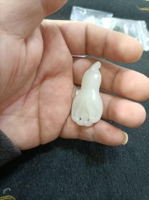 和田玉佛手吊坠