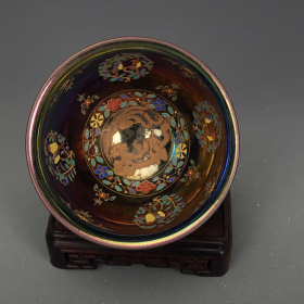 建窑花鸟纹盏