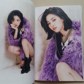 《Cheshire》是韩国女子演唱组合ITZY演唱的歌曲，收录于同名专辑《CHESHIRE》中 （附光盘）