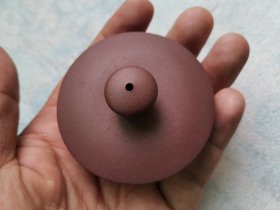 真紫砂老壶盖名家制（内径5.3厘米，外沿6.1厘米）