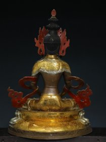 铜鎏金描彩 【长寿佛】 佛像造像 尺寸：高43厘米 宽32厘米 厚21厘米 重5.25斤