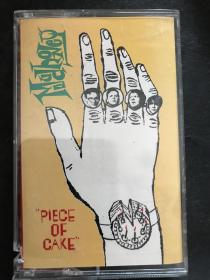 西雅图grunge乐队mudhoney蜜酱的经典专辑piece of cake，打口磁带音质完好品相新，仅盒有口，磁带完好