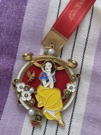 迪斯尼纪念章