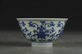 启承窑-青花宝相缠枝莲纹杯高度5.2cm口径9cm底径3.7cm满容量140ml