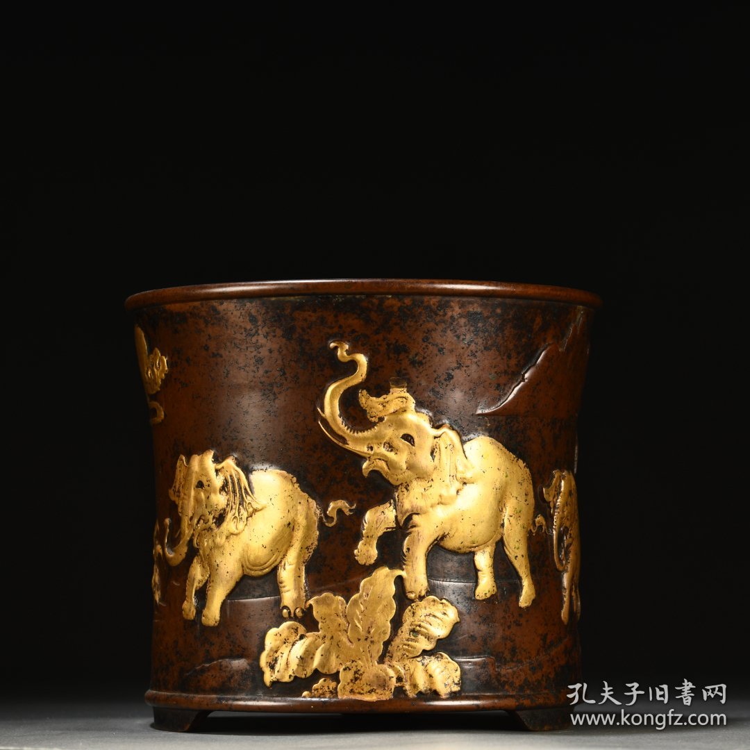 紫铜高浮雕鎏金心想事成笔筒