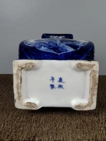 旧藏  霁蓝釉冰梅麒麟寿字瓶一对，全品完整无磕冲，品相尺寸如图！