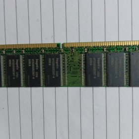 电脑内存DDR256M