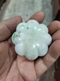 珍品翡翠粉盒