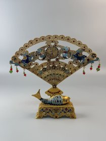 珍藏掐丝鎏金鱼扇子 工艺精湛，品相完整。一对重量：613克，高度：33cm，宽度：33cm