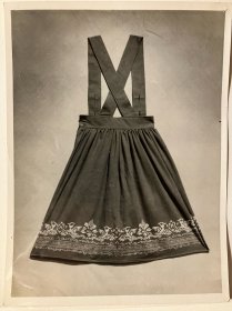 建国初期，裙子的肖像，原版照片