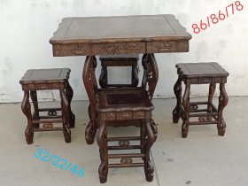 檀木方桌五件套，保存完好品相一流。