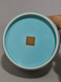 大清乾隆年制款雕刻婴戏图腰鼓