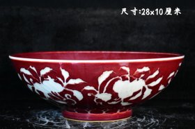旧藏大明宣德年制霁红釉留白大碗，器型规整精致，施釉均匀饱满，画工精湛，品相完美如图