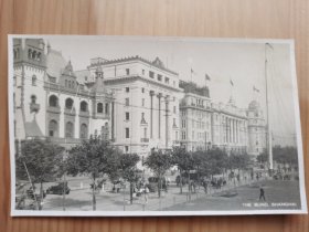 民国照片 二十年代末 上海外滩老建筑（从左至右）德国总会，横滨正金银行，扬子保险公司大楼，“洋行之王”怡和洋行大楼，格林邮船大楼。
