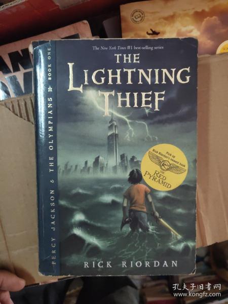 The Lightning Thief：Lightning Thief, The 波西·杰克逊第一部：神火之盗 ISBN9780786838653
