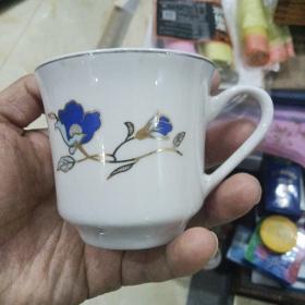 东方红瓷厂小茶杯