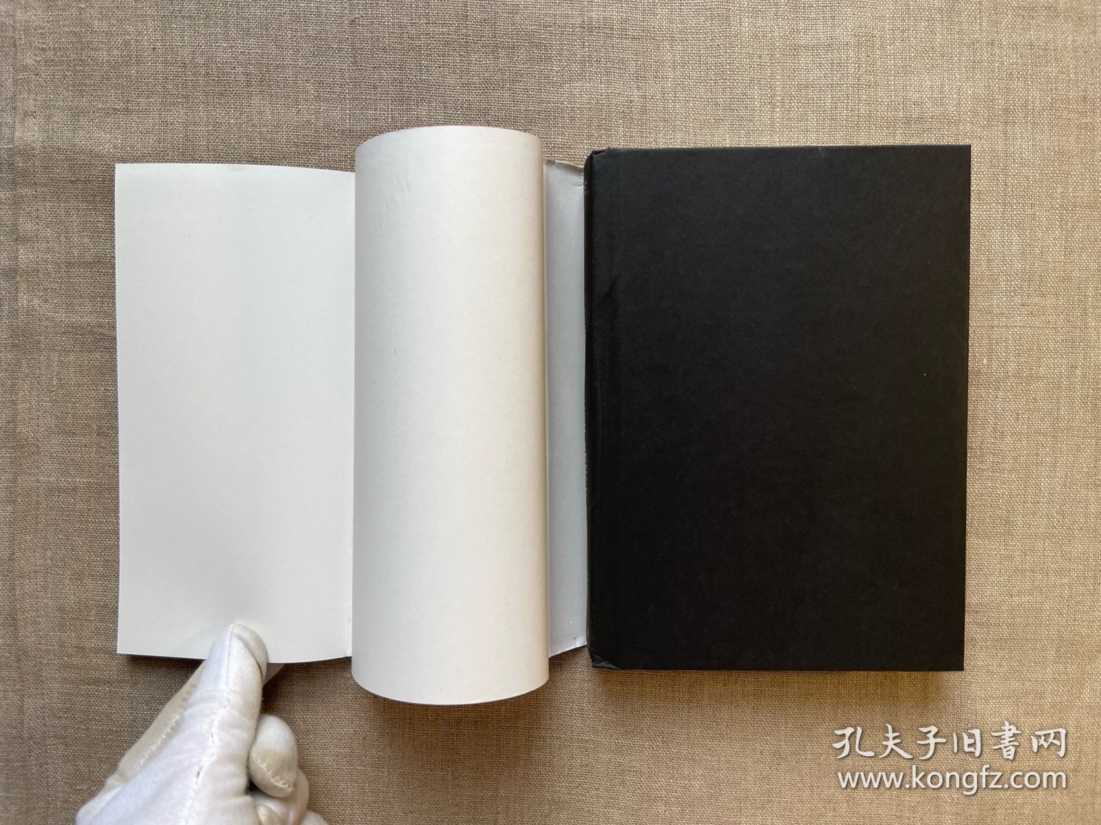 The Little Book of Common Sense Investing: The Only Way to Guarantee Your Fair Share of Stock Market Returns, 10th Anniversary Edition, Updated & Revised 长赢投资 约翰·博格 十周年修订纪念版【英文版，精装】