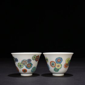 旧藏 清雍正斗彩皮球花纹杯 5*7.5厘米