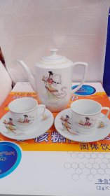 麻姑献寿茶壶(两茶碗，三个小蝶)