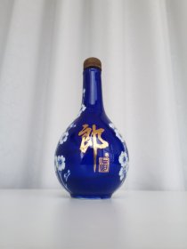 郎酒瓶，文房四宝郎酒瓶，20年陈酿青花郎酒瓶。