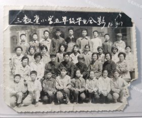 10号潍坊安丘三教堂学校合影1986年