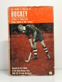 《曲棍球理论与实践》 The Theory & Practice of Hockey (运动) 英文原版书