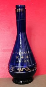 旧的空酒瓶，喜鹊文化节蓝色玻璃酒瓶高24厘米一斤装无盖，原物拍照yy