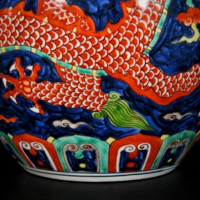 明宣德五彩龙纹罐；28.5x33厘米