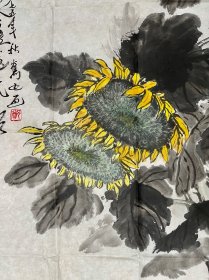 郑隽延,1937年2月7日生,天津市人。1958年毕业于天津市卫生学校,一九六三年毕业于天津医学院。曾任天津医科大学附属总医院外科医师,天津高等医学专科学校“外科学”及“人体解剖学”教师。1970年拜孙其峰先生为师,学习中国花乌画。现为中国美术家协会天津分会会员。