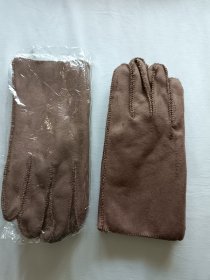 老手套，手套，老物件，老鹿皮绒手套，单位发的劳保用品，很有年代感，全新的，数量有限
