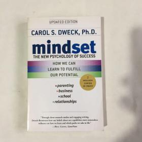 思维模式:全新的成功心理学 看见成长的自己 Mindset: The New Psychology of Success 比尔盖茨推荐书刊 英文原版