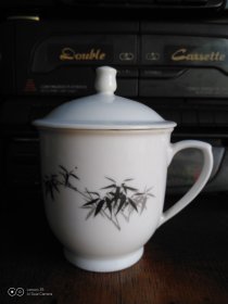 墨竹茶杯（高白泥）.