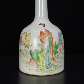 粉彩美人带子纹摇铃尊 12.5x24厘米