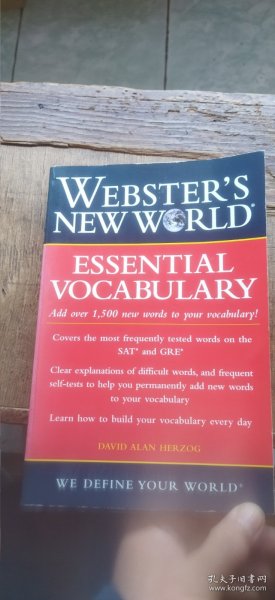 WEBSTER'S NEW WORLD ESSENTIAL VOCABULARY（平装小16开 2005年印行 有描述有清晰书影供参考）