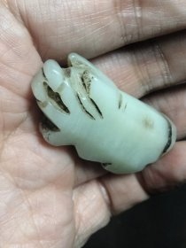 玉猪把件一个！很润，实价出
